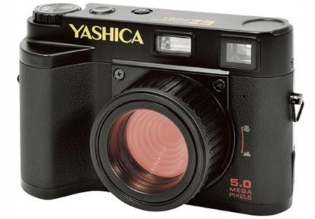 Yashica EZ F521